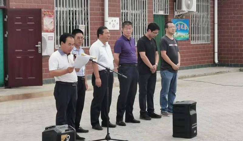 寧夏回族自治區(qū)吳忠市同心縣農(nóng)業(yè)局展會，愛麗潔農(nóng)村廁所改造產(chǎn)品備受歡迎！
